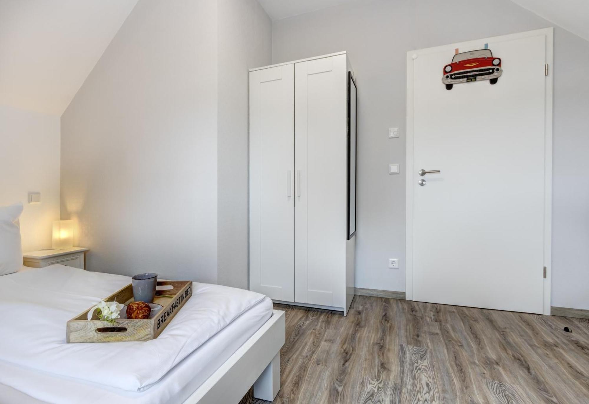 Haus Strandkoerv Mit Fass-Sauna Loddin Bagian luar foto