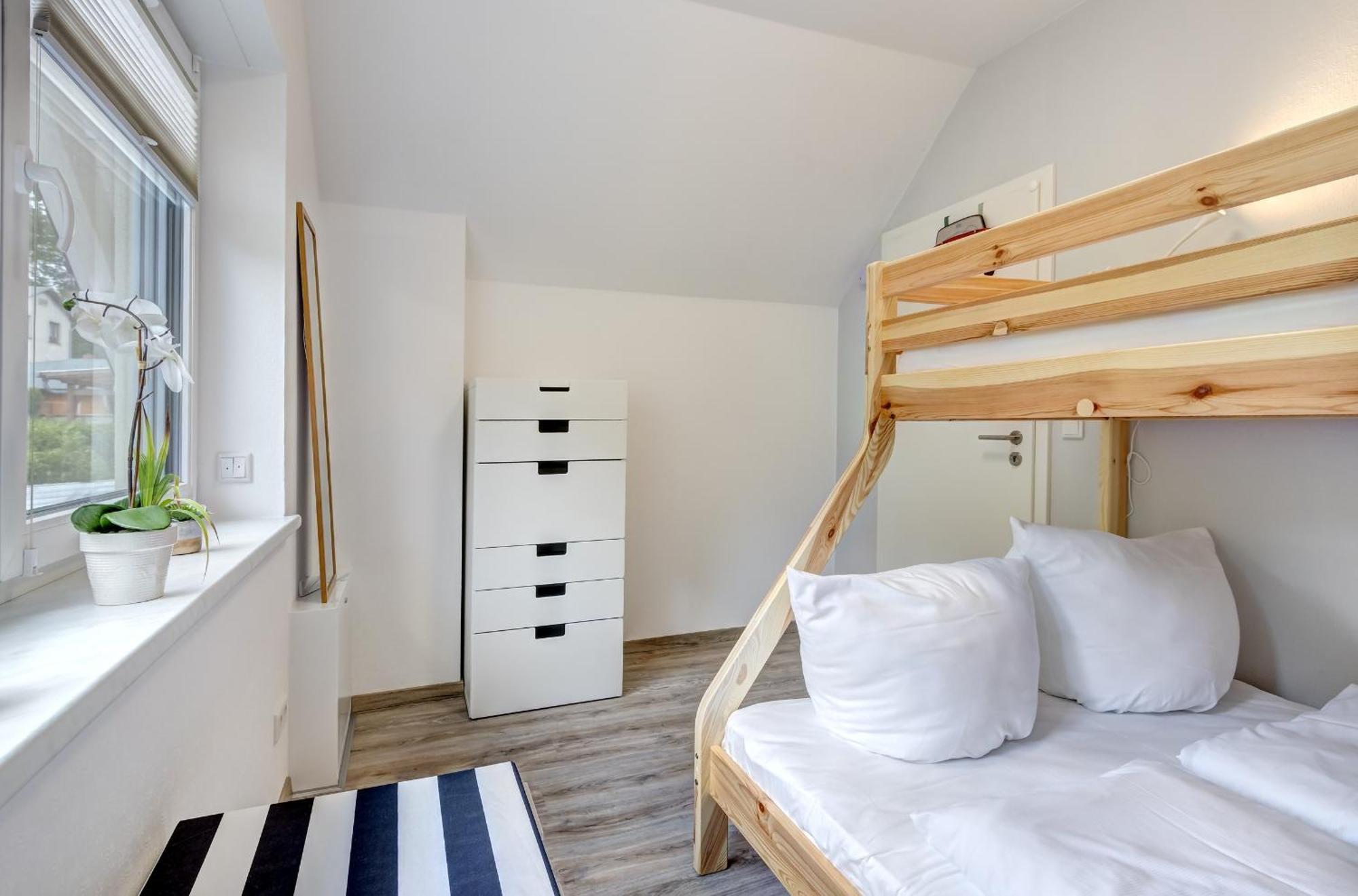 Haus Strandkoerv Mit Fass-Sauna Loddin Bagian luar foto