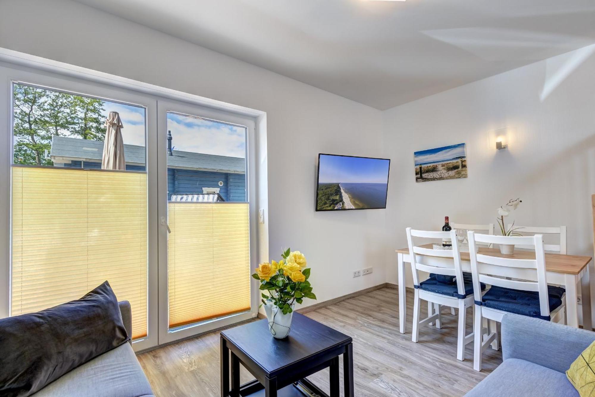 Haus Strandkoerv Mit Fass-Sauna Loddin Bagian luar foto